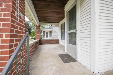 2 Front Porch
