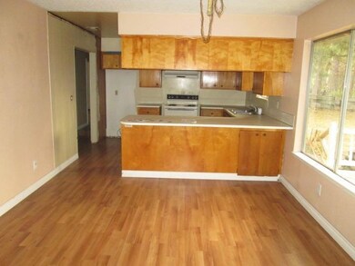 200 Penny Ln, Grants Pass, OR 97527 - photo 7