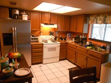 7532 W Flower St unit 1, Phoenix, AZ 85033 - photo 6