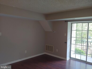 706 Deer Run, Norristown, PA 19403 - photo 3