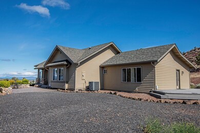 2889 NW Williams Loop Redmond-large-005-