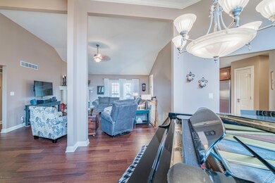 7401 Cove Way INDIANA 6