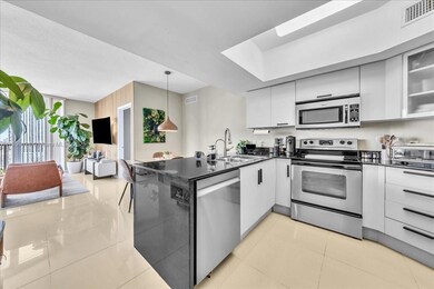 1750 N Bayshore Dr unit 2015, Miami, FL 33132 - photo 5