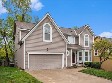 7237 Cottonwood St, Shawnee, KS 66216 - photo 2