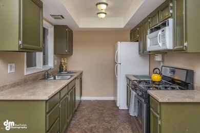 3846 Carleton Ave Anchorage AK-large-008