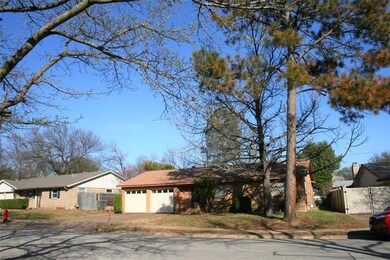 820 Gettysburg Place, Bedford, TX 76022 - photo 2