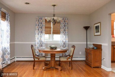 635 Streaker Rd, Sykesville, MD 21784 - photo 4