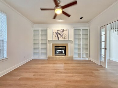 263 S Crimson Clover Ct, Spring, TX 77381 - photo 7