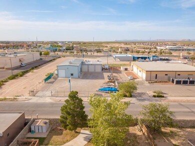 15349 Woodhill Ct, Horizon City, TX 79928 - photo 4