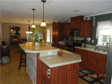You will love the flow in this house. Kitchen is open to dining area and living room. 