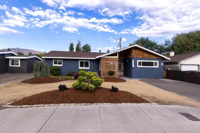 1121 Washburn Way, Klamath Falls, OR 97603 - photo 3