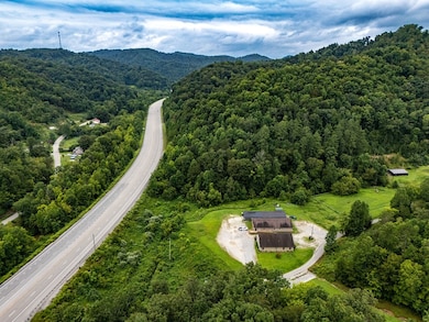 0 Hager Branch unit 125279, East Point, KY 41216 - photo 2