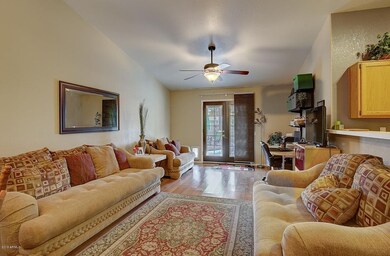IMG_9153_4_5_6_7_8_9Interior01
