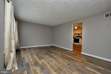 383 Franklin Ave, West Berlin, NJ 08091 - photo 7