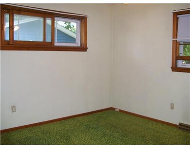 3021 Greeley Ave, Erie, PA 16506 - photo 4