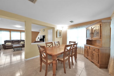 29327 Legends Hill Dr, Spring, TX 77386 - photo 6