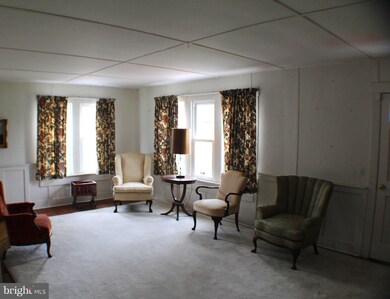 498 Pierpont St, Petersburg, WV 26847 - photo 7