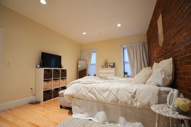 1203 Beacon St unit 2, Brookline, MA 02446 - photo 6