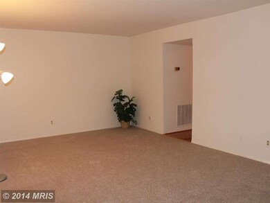 11409 Commonwealth Dr unit T4, Rockville, MD 20852 - photo 3