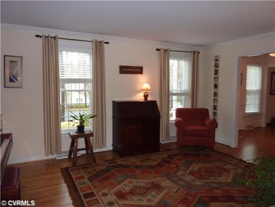 Living Room - Alternate view of living room