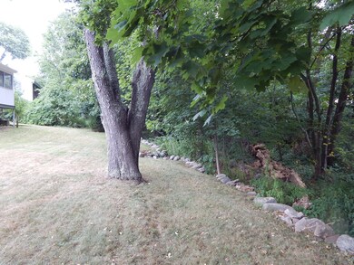 26 Stoneleigh Rd, Worcester, MA 01606 - photo 5