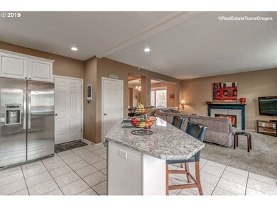 15402 SE Elinor St, Clackamas, OR 97015 - photo 6