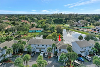 4852 Grapevine Way, Davie, FL 33331 - photo 5