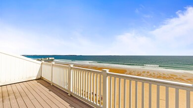 39-West-Grand-Ave-Unit-520-03272025_0945