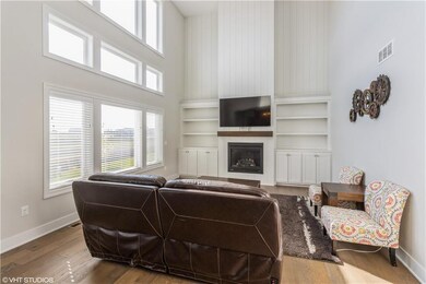 206 S 91st St, West Des Moines, IA 50266 - photo 3