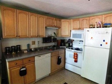 269 Chicopee St unit 21, Chicopee, MA 01013 - photo 2