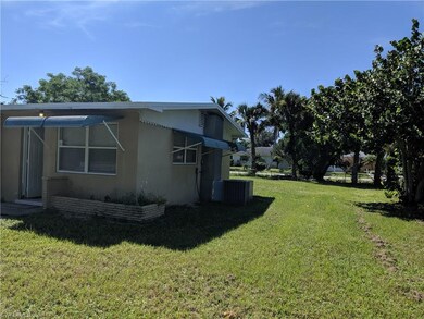 1148 Solana Rd, Naples, FL 34103 - photo 2