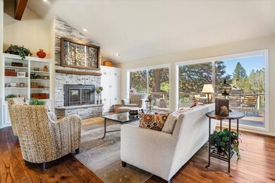 Vaulted Living Area