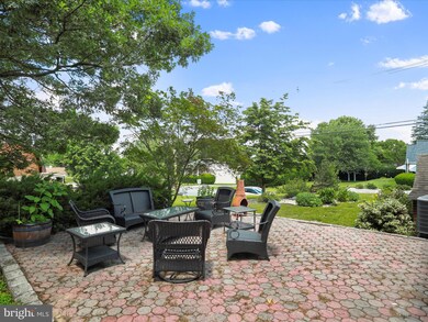 1101 S Main St, Chambersburg, PA 17201 - photo 3