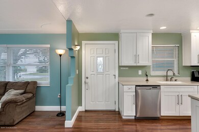 01_1315Island7755_mls