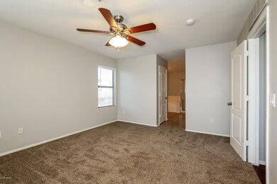 006-photo-master-bedroom-6360089