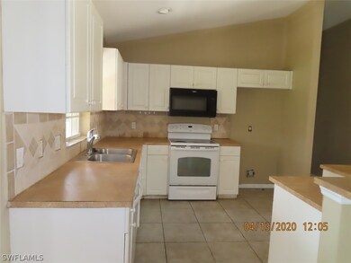 1237 Blaine Ave, Fort Myers, FL 33913 - photo 4