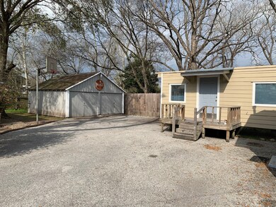 310 E Main St, Tomball, TX 77375 - photo 4