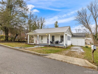 712 Brookshire St, Asheville, NC 28803 - photo 3