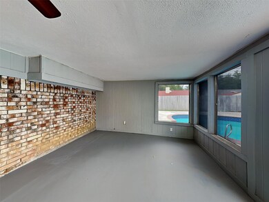 301 Circleview Dr N, Hurst, TX 76054 - photo 7