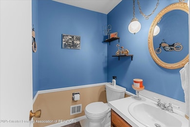 930 Montevideo Dr unit D, Lansing, MI 48917 - photo 5