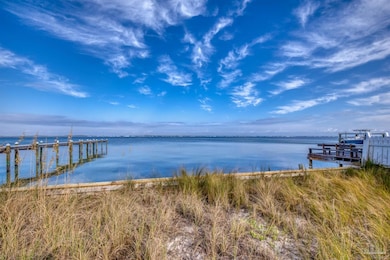 1581 Bulevar Menor, Gulf Breeze, FL 32561 - photo 7