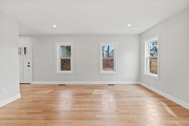 180BarkerRdWarehamMA02538-020