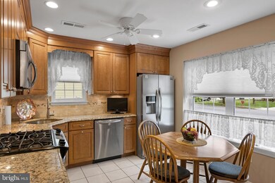 52 Blanchard Dr, Woodbury, NJ 08096 - photo 5