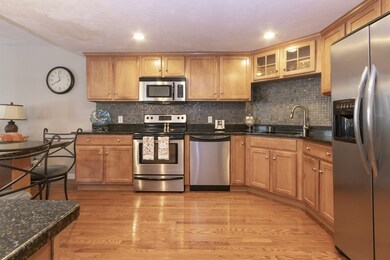 307 Rembrandt Way, Abington, MA 02351 - photo 6