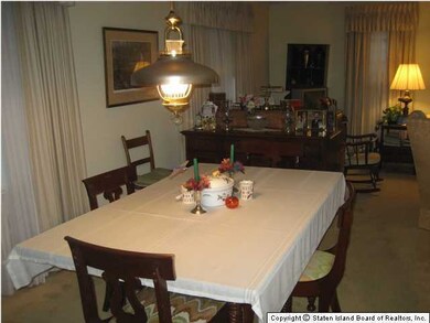 unlisted-address, Staten Island, NY 10306 - photo 5