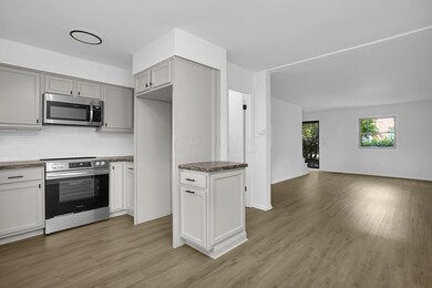 11-web-or-mls-4746-merrifield-pl
