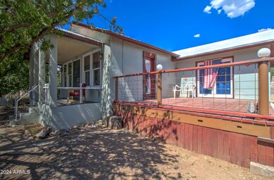 821 N Sutherland St-6