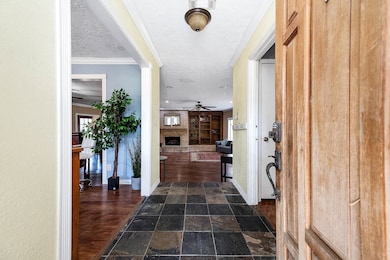 10 Kenny Ct, Alvin, TX 77511 - photo 7