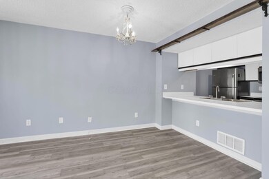 2014 Burbridge Ln unit 29C, Hilliard, OH 43026 - photo 5