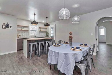 2316 Forest Rd, Lansing, MI 48910 - photo 6